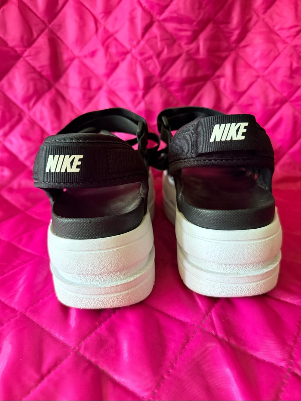 ️Nike Icon Classic Platform Sandals Womens Size 8 Black - Picture 3 of 6